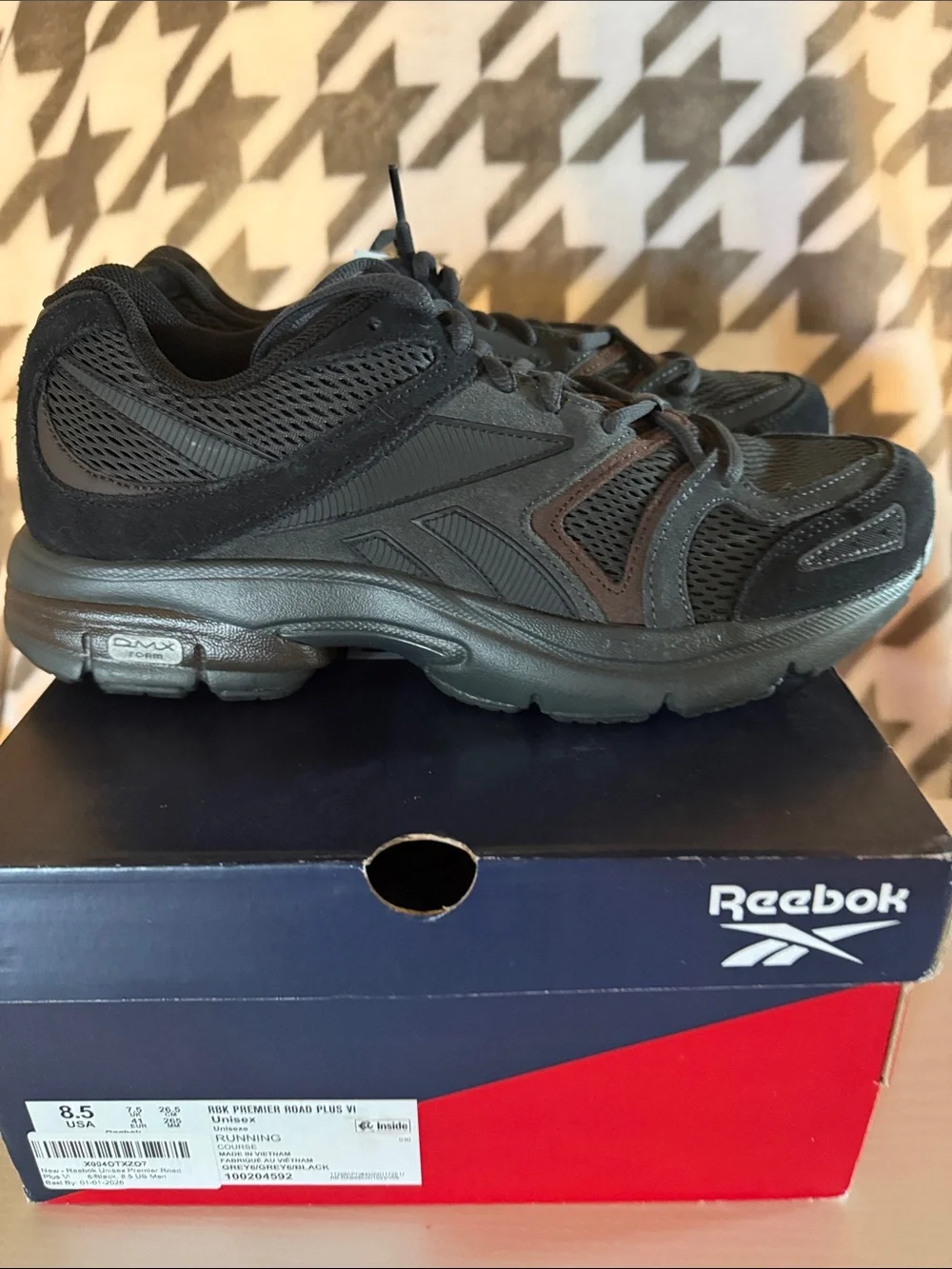 Reebok Men’s Black Athletic Running Shoes